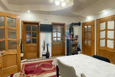 Casa 7 camere, teren 590 mp in Calnic - 3