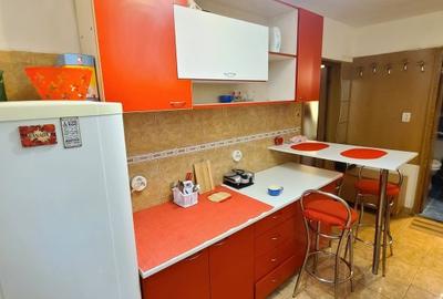 Dristor/Vitan Mall/Calea Dudesti/Garsoniera spatioasa la cheie/ - 5