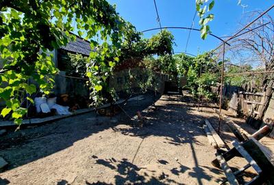 Vand sau schimb cu apartament  2 sau 3 camere si diferenta - 35