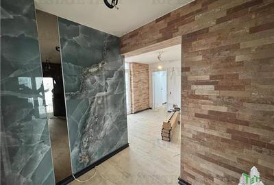 Spatiu comercial + 600mp terasa in Popesti Leordeni aproape de metrou - 9
