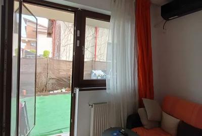 2 camere parter vila, curte proprie, parcare, Popesti , centrala,AC - 15