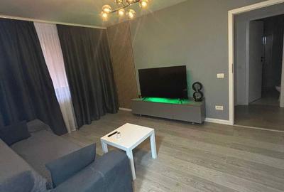 Apartament cu 2 camere semidecomandat, mobilat în Baba Novac