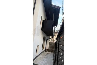 REV2005675 Vila Premium 230 mp utili cu locuri parcare incluse si curte proprie - 13