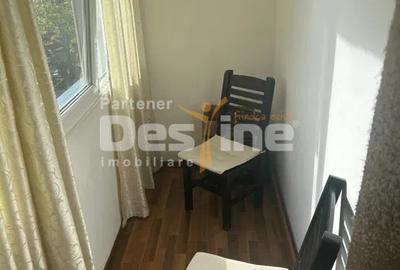 Apartament 2 camere 55 mp etaj intermediar, cu balcon, situat pe Calea Bucuresti - 8