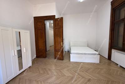 Apartament Patrimonial 150 mp | Balcon cu vedere directa spre Piata Victoriei - 7