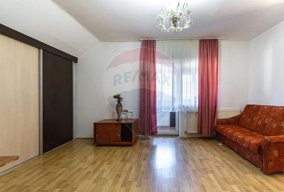 COMISION 0%|  DE VANZARE| APARTAMENT 3 CAMERE| 2 BALCOANE| PRIVELISTE - 15