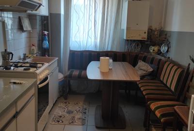 Apartament cu 2 camere decomandat, etajul 3/4, zona Nicolina - 7