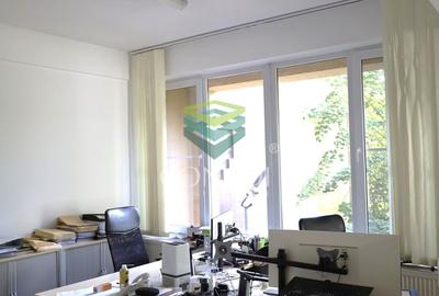 Zona Herastrau, imobil cu 9 camere de vanzare, 332 mp construiti - 1