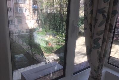 2C/ GARSONIERA DUBLA MODERNA 1/7 stradal Magheru VEDERE SPATE: CURTEA BLOCULUI - 11