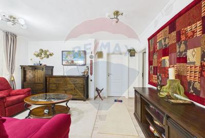 Apartament cu 4 camere de vanzare, Centrala proprie, 13 Septembrie - 2
