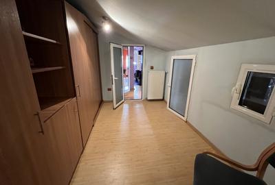 Ap la mansarda cu intrare separata in vila P+ Et 1+ M, Elena Doamna - 11
