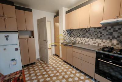 Apartament cu 3 camere de inchiriat - 2