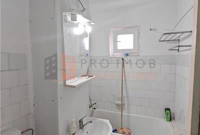 Apartament 2 camere cf 1 decomandat zona Micro 5 - 6