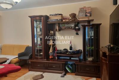 Apartament 3 camere, zona Scolii nr. 13 - 1