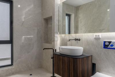 REV2004888 Vila deosebita I Erou Iancu Nicolae - 20