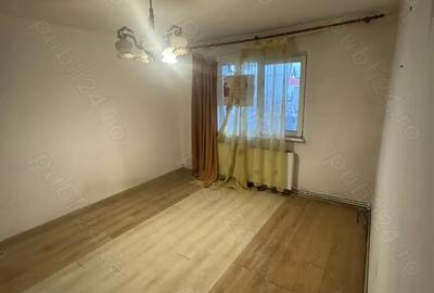 Apartament cu 2 camere semidecomandat în Griviței