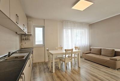 Apartament cu 3 camere semidecomandat în Florești