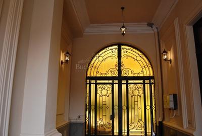 Heritage Home, Central - 4