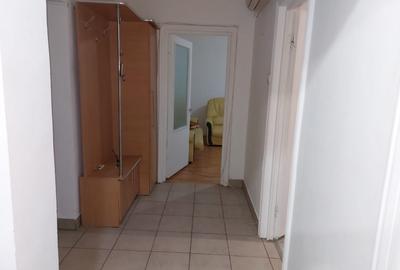 Stadion, str. Primaverii - apartament cu 2 camere si centrala proprie - 2