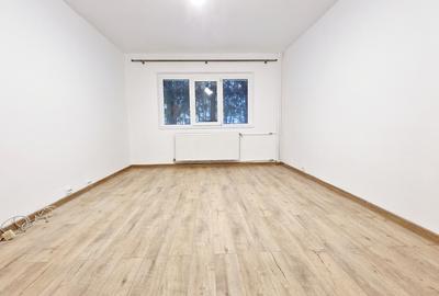 Chirie Apartament 3 Camere Parter–Ideal Birou,Studio sau Activitati Profesionale - 1