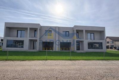 Duplex la gri | 214 mp/unitate | 500 mp teren | 155.000€ | Comision 0% - 2