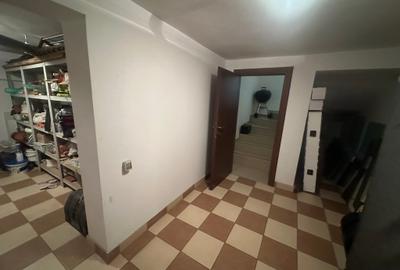 Casa p+1 + mansarda, 240mp utili, mobilata complet,singur curte, locuri parcare - 13