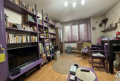 Apartament cu 2 camere decomandat în Titan