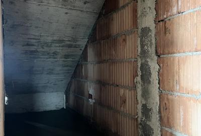 Duplex, 94mp utili, 360mp teren, 4 camere, curent trifazic-Giarmata-vii - 15