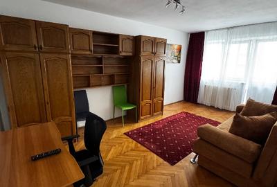 Inchiriez garsoniera - 1