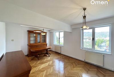 Apartament 4 camere cu garaj si boxa la subsol b-dul Unirii