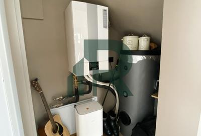 Duplex cu 4 camere 2 bai si curte libera 200 mp in Cisnadie - 11