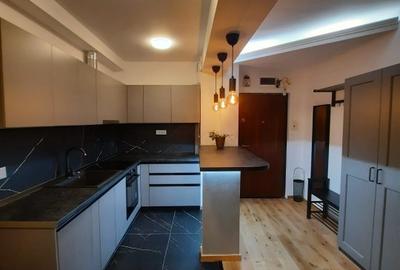 Apartament cu 3 camere decomandat în Dorobanți