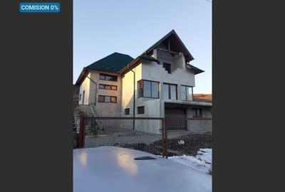 House/Villa for sale, 7 Rooms, 250 sqm, 1553 sqm, Giurgiu, România - 1