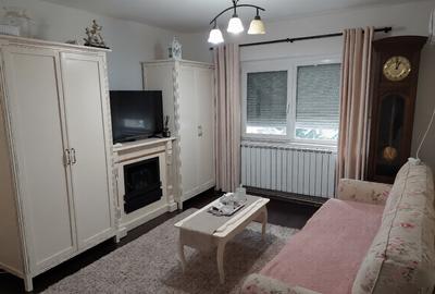 Apartament cu 2 camere semidecomandat în Complex Studențesc