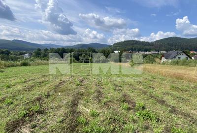 Teren Construcții intravilan de 2452 mp, în Voievodeasa