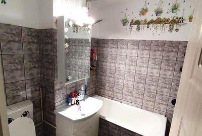 Apartament 3 camere decomandat 2 balcoane zona Calea Poplacii - 23