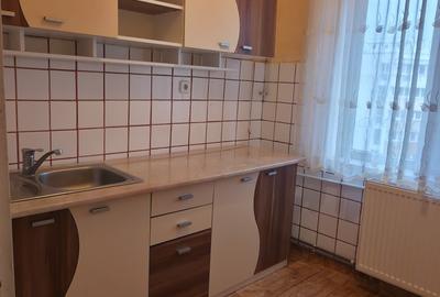 Apartament cu 2 camere decomandat în Circumvalațiunii