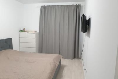 Apartament cu 2 camere decomandat, mobilat în Titan