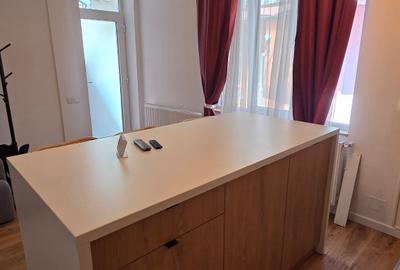 Închiriez apartament 2 camere Piata Mihai Viteazu - 5