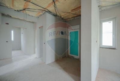 De vânzare casă semifinisată cu 3 camere, 455 mp teren, în Cihei - 12