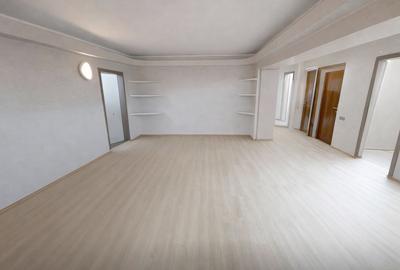 CAPITOL - B-dul. Mamaia - Apartament cu 4 camere si terasa de 80 mp. - 2