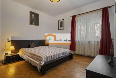 Langa Metrou, curte proprie 200mp, Garaj, 3 camere, centrala, pet friendly - 1