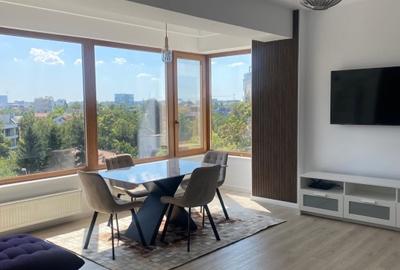Apartament cu 3 camere decomandat, mobilat în Băneasa