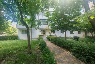 Se vinde apartament, zona Mioritei - 3 CAMERE,  2 BAI - 13