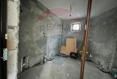 Investitie/Vanzare-  Vilă cu 5 camere la 45 minute de Bucuresti - 18