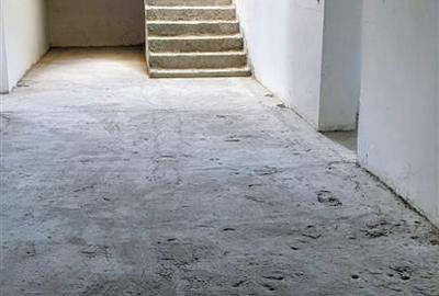 Vila D+P+1 658mp construiti, teren 1630mp  Minerva - 17