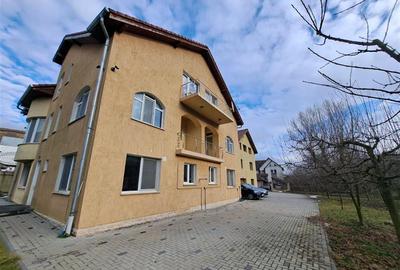 Duplex cu 5 camere în Aeroport