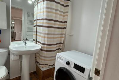 Garsoniera  spatioasa , 35 mp,centrala gaz, Dacia -  Bd Tomis-Tavola ,  350 euro - 26