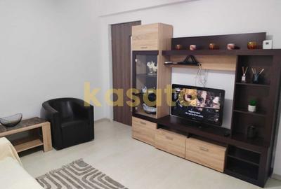 Apartament cu 2 camere decomandat, mobilat în Central