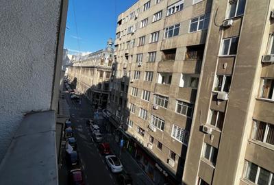 Garsoniera Piata Universitatii strada Edgar Quinet 3 - 6